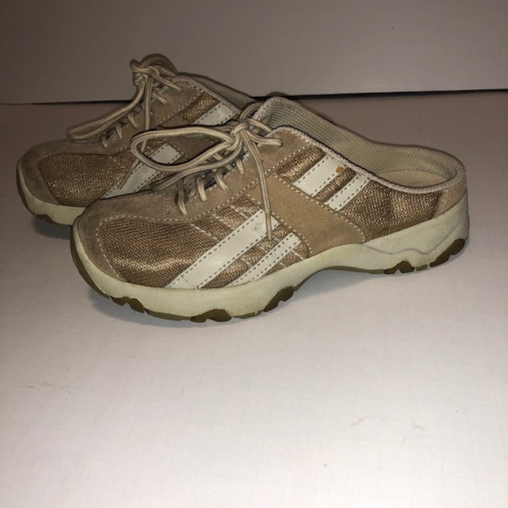 Soho slip on shoes size 5.5